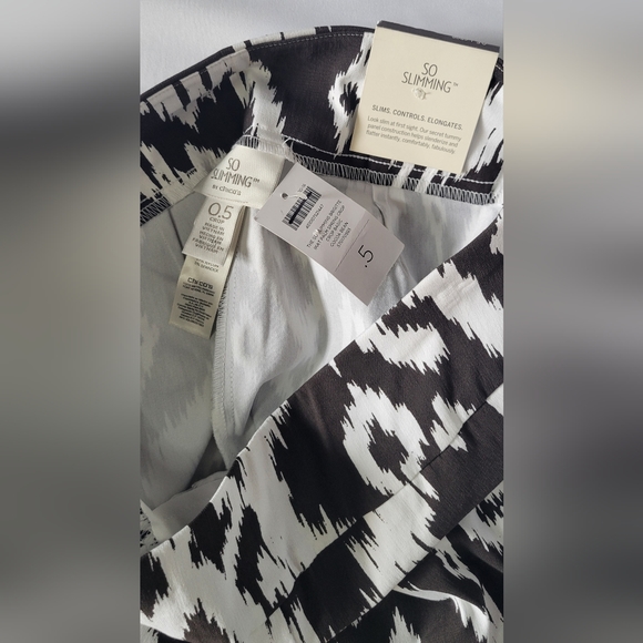 Chico's Brigitte So Slimming Stretch Crop Black & White Ikat Print Pants - Picture 8 of 16